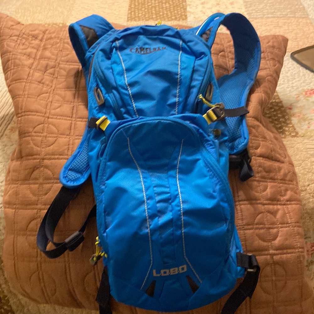 NWOT CAMELBAK HYDRATION PACK